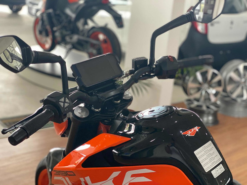 Imagen 12 de 16 de Ktm Duke 390