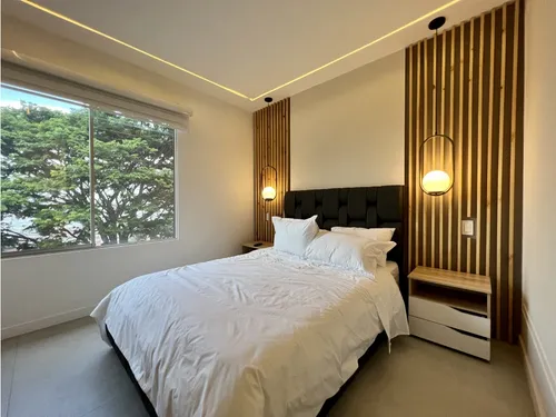 150m2 Casa En El Poblado
