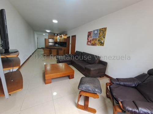 Apartamento En Alquiler En Altamira Mls #22-26116 Yf