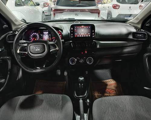 Fiat Cronos 1.0 Drive Flex 4p