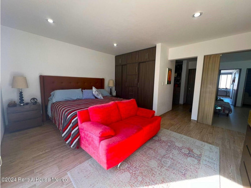 Zibatá Queretaro, Se Vende Casa Con 4 Recamaras Cada Uno Con Baño, Una En Planta Baja, Tiene Cuarto De Servicio Qh243673