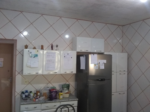 Casa Com 3 Dormitórios 1 Banheiro Lavanderia