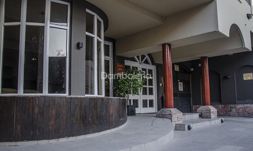 Turístico Hotel En Venta Ubicado En Luján, G.b.a. Zona Oeste, Argentina