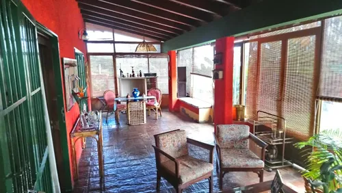 El Arroyo, Alto Hatillo