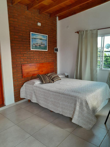 Complejo De Departamentos En Venta - 4 Ufs - 300mts2 - Las Toninas