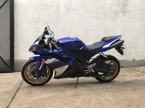Yamaha R1