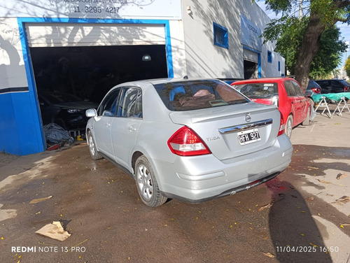 Nissan Tiida 1.8 Tekna