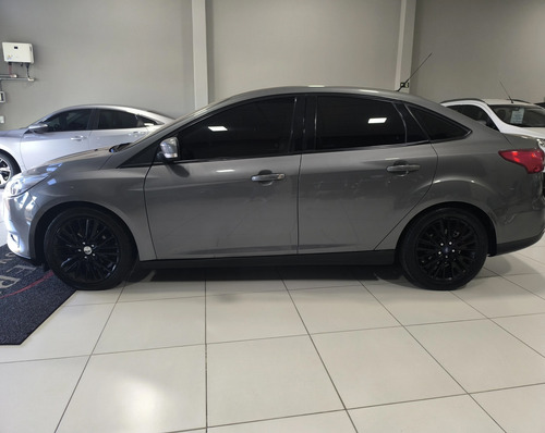 Ford Focus 2.0 SE SEDAN 16V FLEX 4P POWERSHIFT