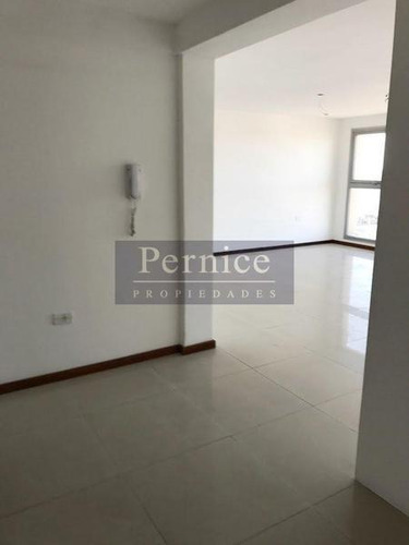 Imagen 3 de 8 de Venta Oficinas Para Uso Profesional