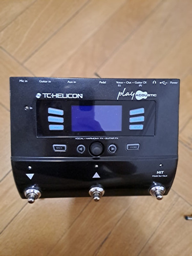 Tc Helicon Play Acoustic Pedalera Para Voz Y Guitarra