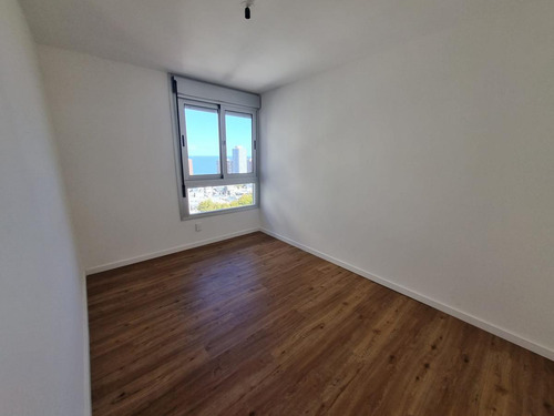Venta Departamento 2 Dormitorios Barbacoa - Centro (montevideo)