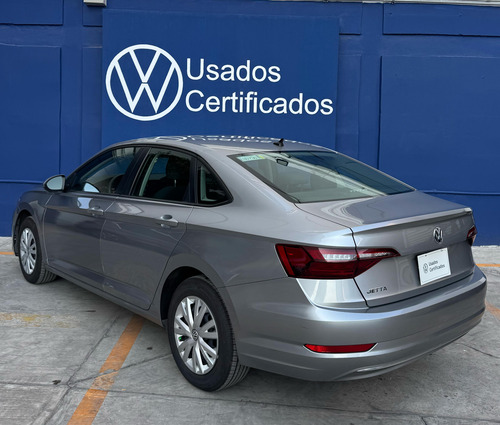 Volkswagen Jetta 1.4 TSI manual