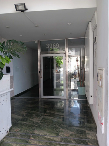 1 Amb Enorme Balcon Lujo Aire Ac Porcelanato Split F/c Bño Comp Es Ap Profesional