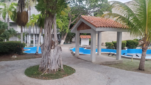 En Venta Apartamento Obra Gris Original En Residencia Doral Beach