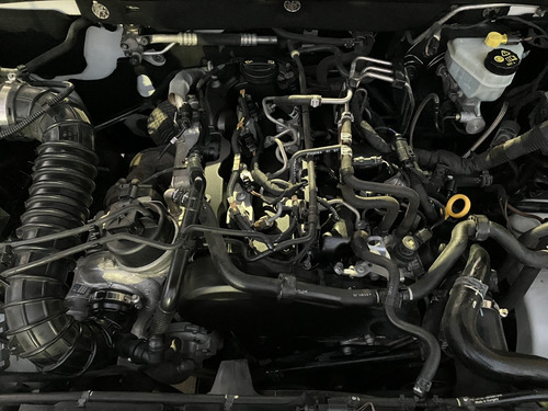 Imagen 16 de 22 de Volkswagen Amarok Highline Pack 180 Cv At 4x4 2014