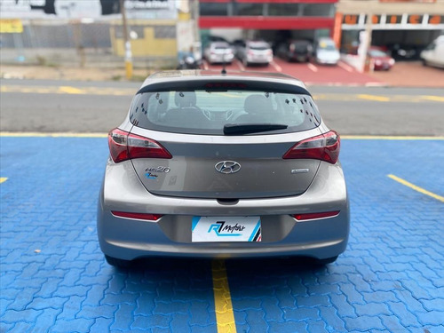 Imagem 8 de 8 de Hb20 1.6 Comfort Plus 16v Flex 4p Automático