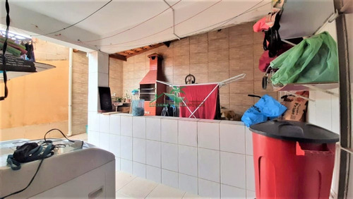 Imagem 10 de 22 de Casa Assobradada Com 3 Dormitórios! - So0236