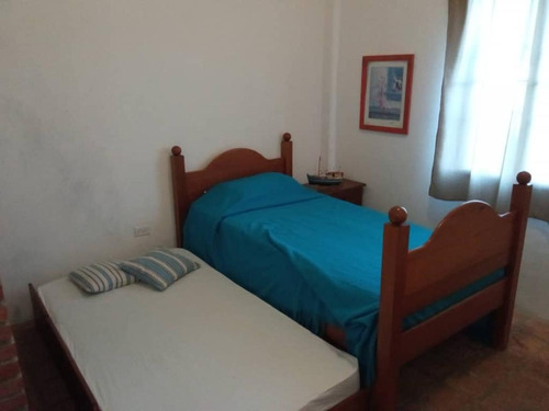 Imagen 5 de 13 de Casa Alquiler Vía Retiro