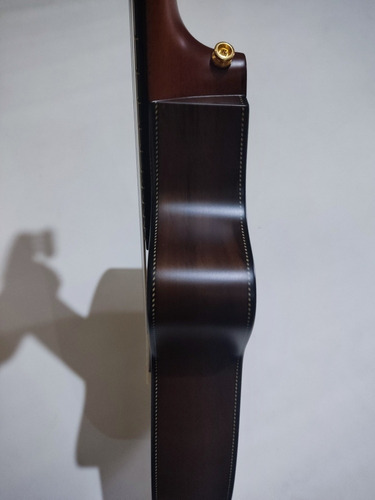 Imagem 10 de 10 de Violão Luthier Araújo 7 Cordas Imbuia/cedro Cutway Nylon