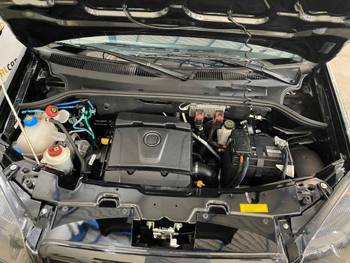 Imagem 9 de 9 de Fiat Doblò 1.8 Mpi Essence 7l 16v Flex 4p Manual