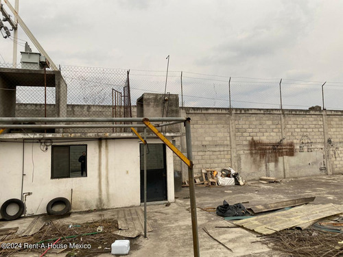 Bodega En Venta En Santa Ana Tlapaltitlan Toluca Gis 24-3839