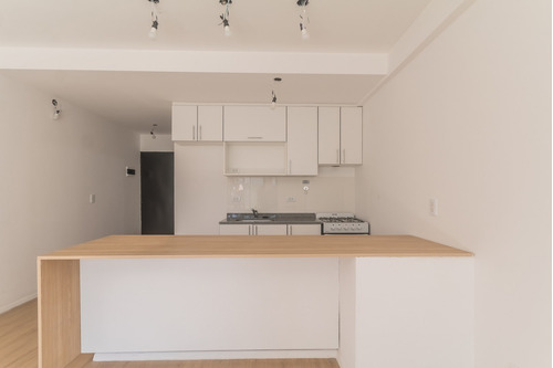 Monoambiente . Venta . Apto Crédito. Balcón . Saavedra .
