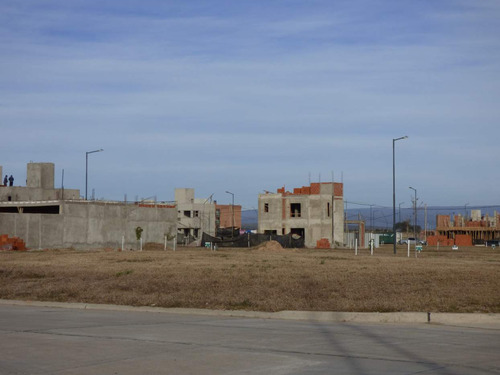 Lote En Venta Terrazas De Manantiales 360 M2 - Apto Bancor Construccion