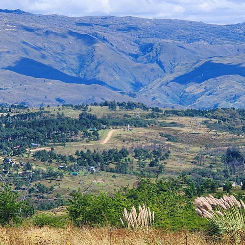Hermosos Lotes De 1531 M2 Y De 1.931 M2 Villa Yacanto- Con Vista Directa A Las Sierras Grandes