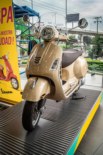 Imagen 1 de 9 de Vespa Gts 300cc