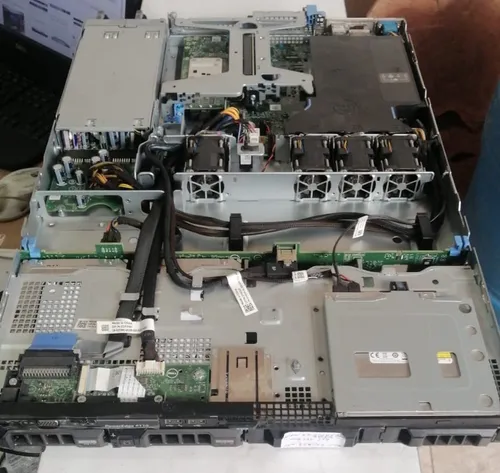 Servidor Dell R330 Ram 4 Ddr4 Hdd 3tb Procesador 4 Nucleos (Usado)