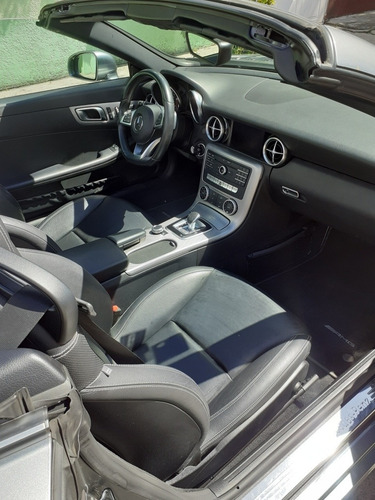 Imagen 13 de 15 de Mercedes-benz Clase Slc 2017 2.0 200 At