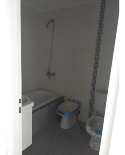 Imagen 9 de 16 de Departamento En Venta En Avellaneda Oeste