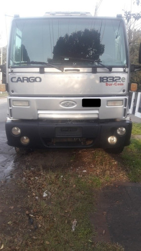 Imagen 2 de 22 de Ford Cargo 1832e Año 2008