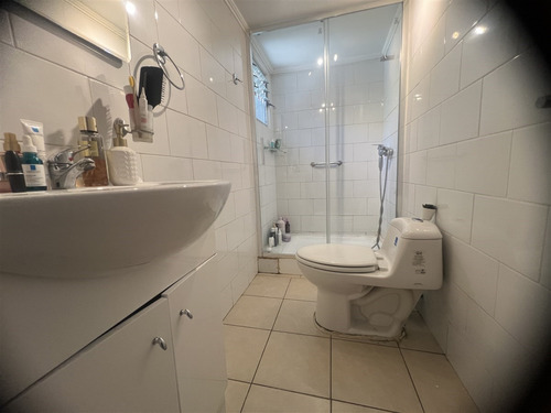Casa En Venta De 3 Dorm. En La Florida