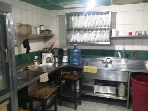 Imagen 7 de 12 de Vendemos O Alquilamos Tasca Restaurant / En El Llanito.