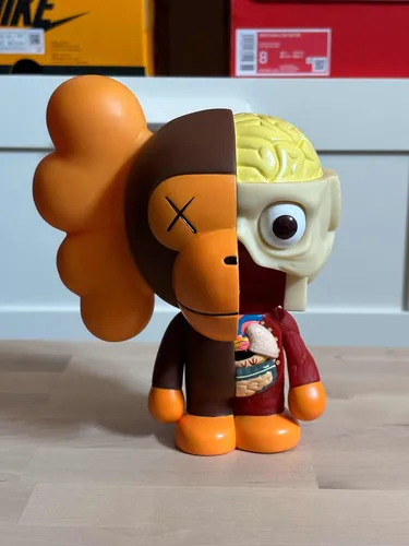Baby milo kaws hot sale