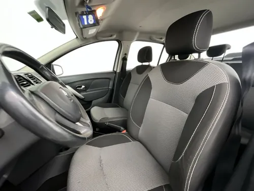 Renault Logan INTENS 1.6 AUT