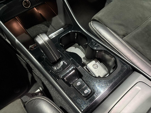Volvo XC40 Xc 40 T5 R-design