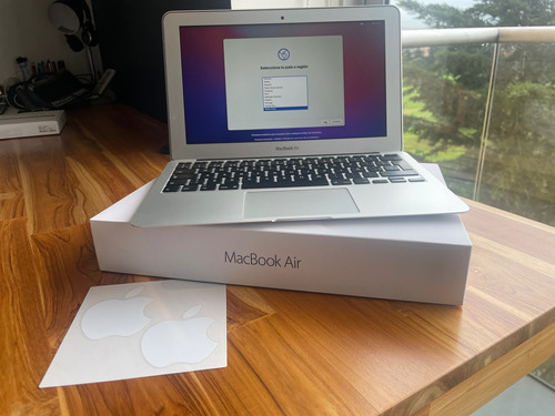 Macbook Air 11-inch 256 Gb (+ Apple Usb Superdrive)