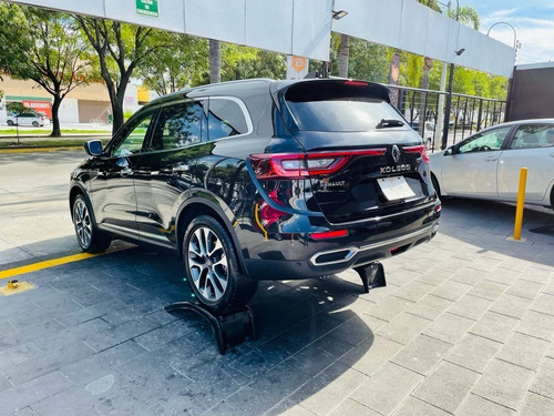 Imagen 4 de 8 de Renault Koleos Iconic 2019