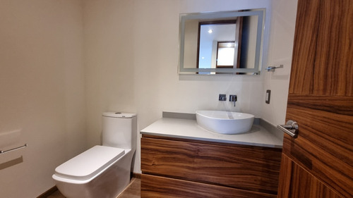 Departamento De 3 Rec, 4 Baños, 4 Estacionamientos