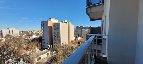 Venta Departamento Monoambiente Balcón Caseros