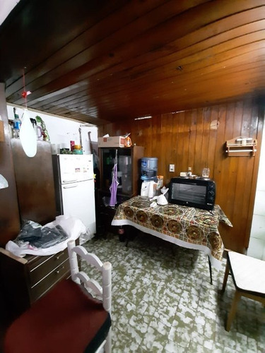 Imagen 11 de 14 de Casa A Refaccionar En Venta - Castelar Norte