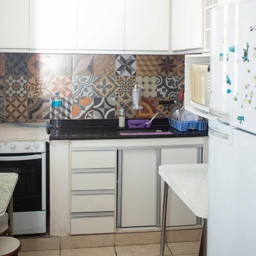 Ap Com 1 Dormitório Sala Cozinha Banheiro Área De Serviço