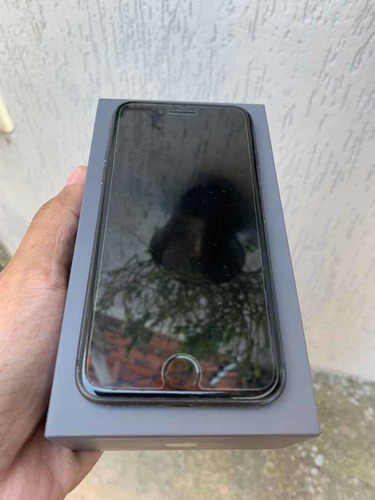 iPhone 8 64g