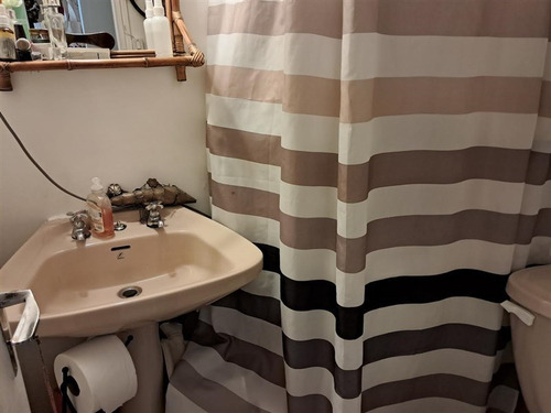Casa En Venta De 3 Dorm. En Lo Barnechea
