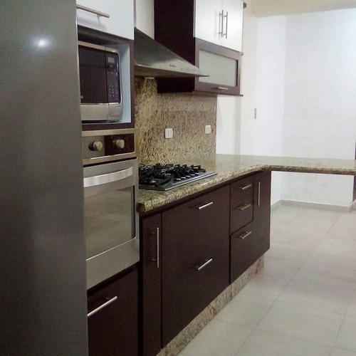 Imagen 7 de 14 de Town House En Mañongo