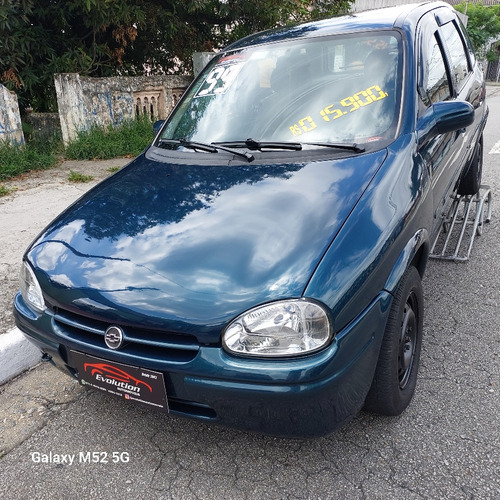 Chevrolet Corsa 1.0 Wind 5p