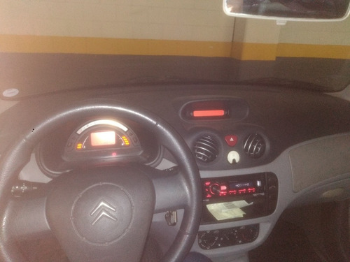 Imagem 7 de 8 de Citroën C3 2004 1.6 16v Exclusive 5p