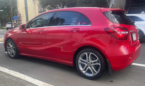 Imagen 12 de 12 de Mercedes Benz A200 2018 Style